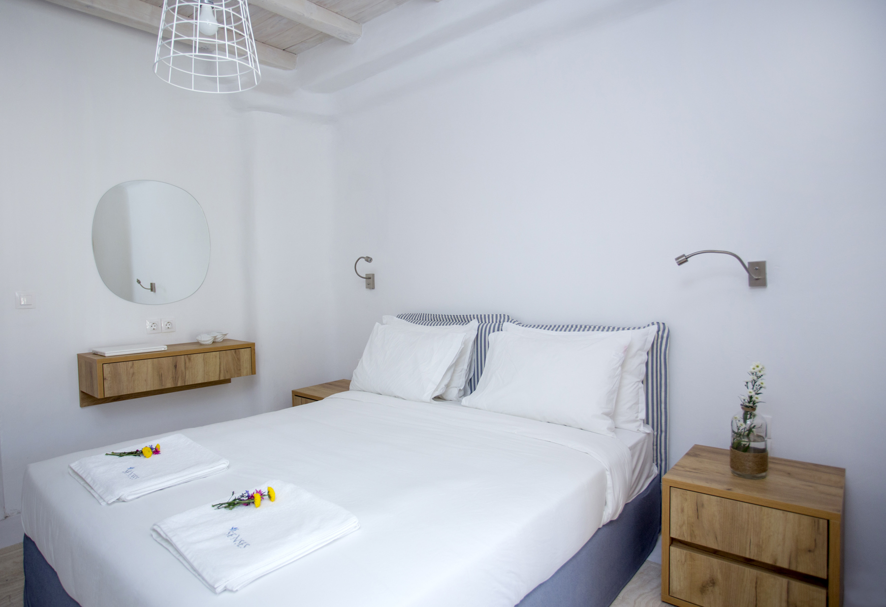 Senses Luxury Villas & Suites – Two Bedroom Maisonette with Side Sea View (6)