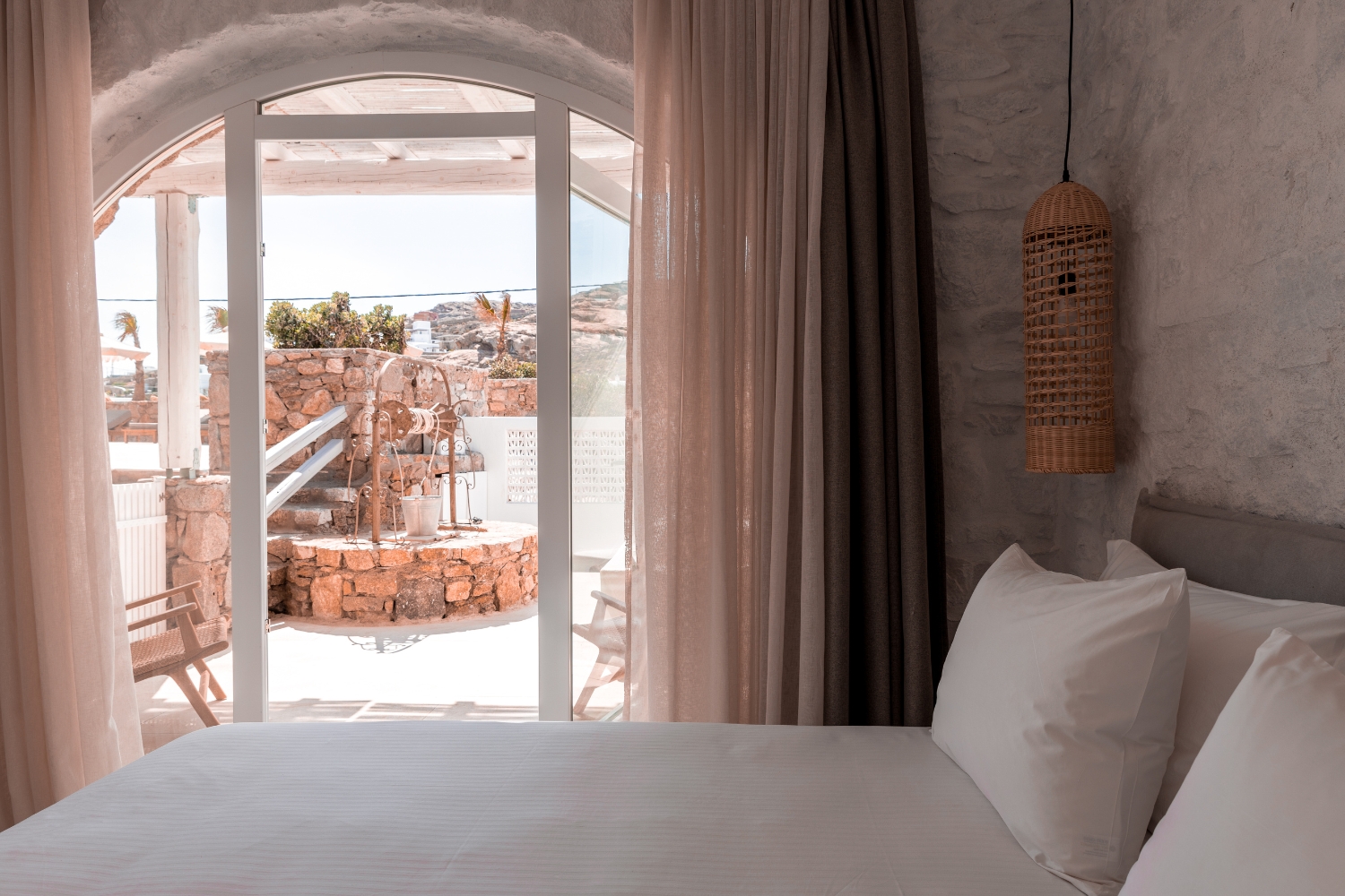 senses villas and suites mykonos rooms (8)